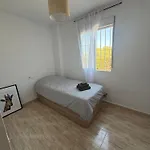 Salinas Apartment *